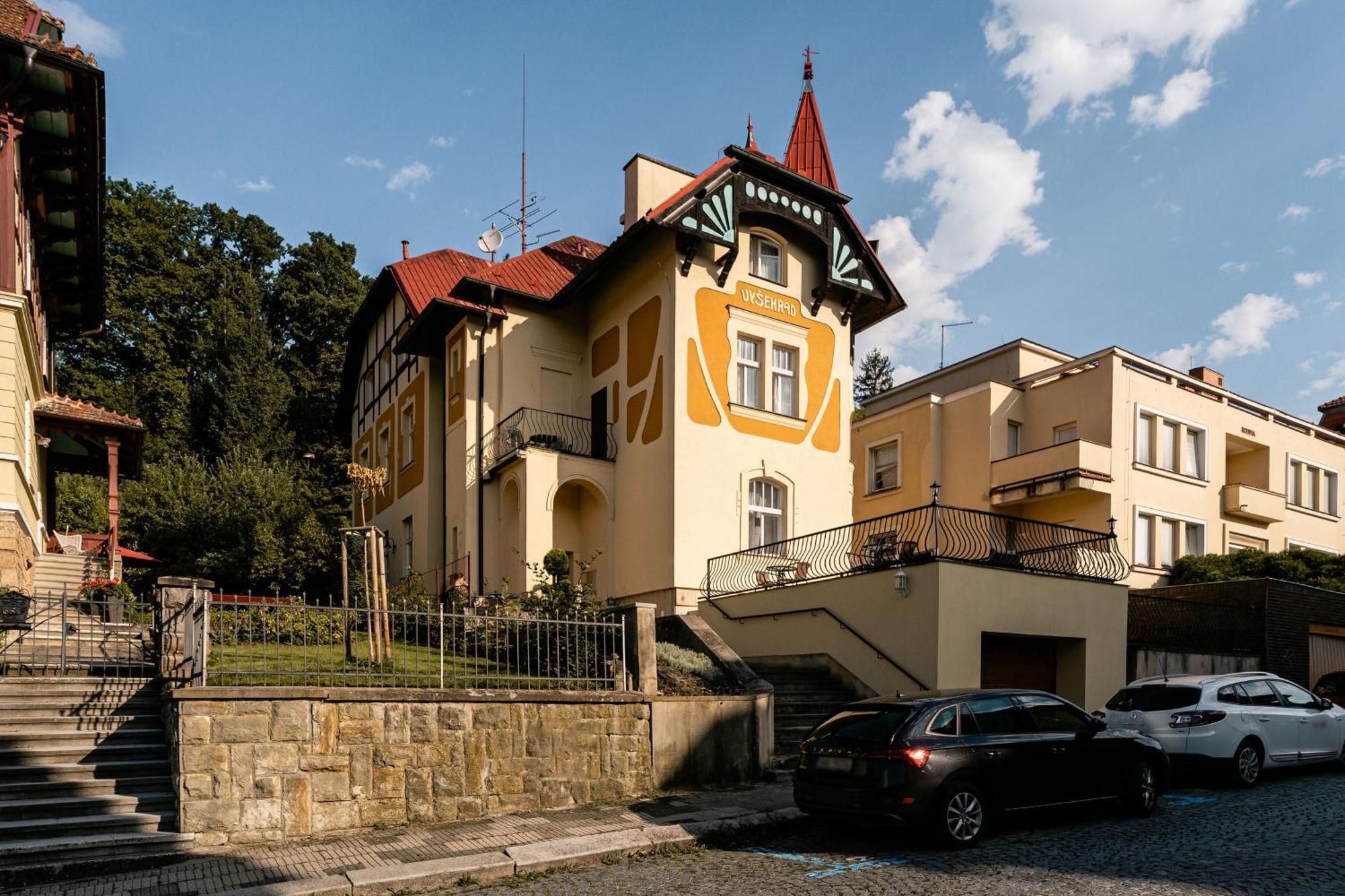 Vila Vysehrad Luhačovice Extérieur photo